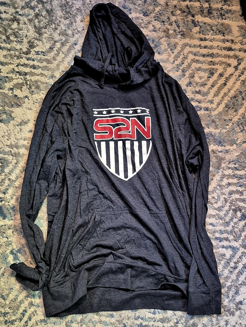 Independent Trading Co. Shield Graphic Hooded Shirt in Black